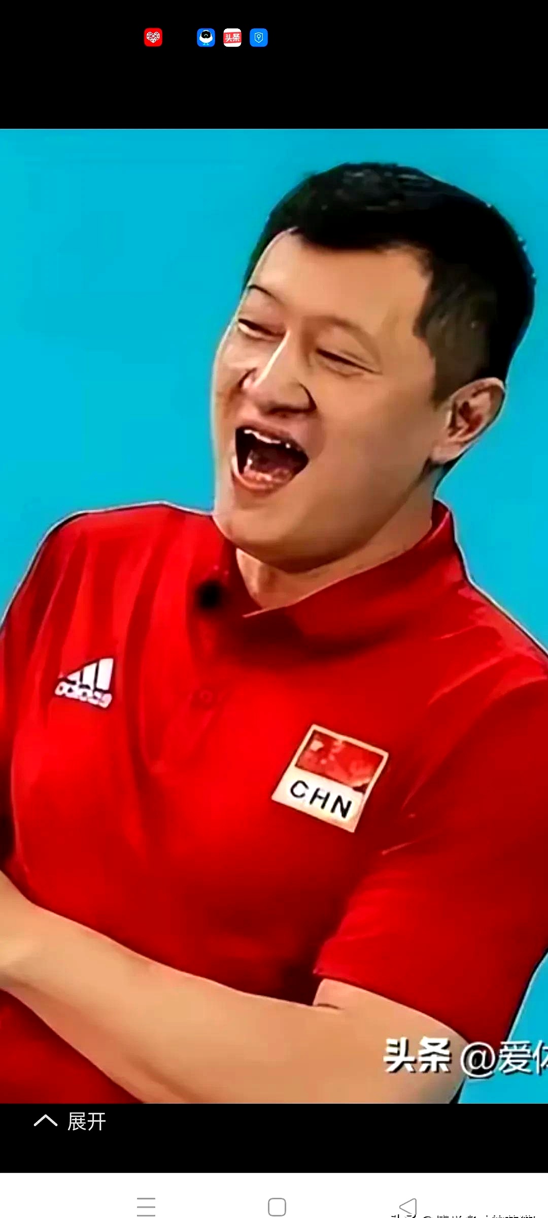 中国女排刷新世界纪录，约基奇教练激动落泪